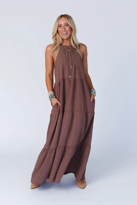 The Nest Scarlett Baby Waffle Tiered Maxi Dress - Mocha